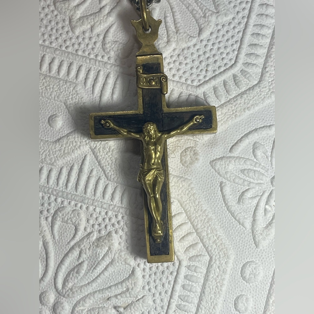 Silver and Black Rosary Necklace - Picture 5 of 16